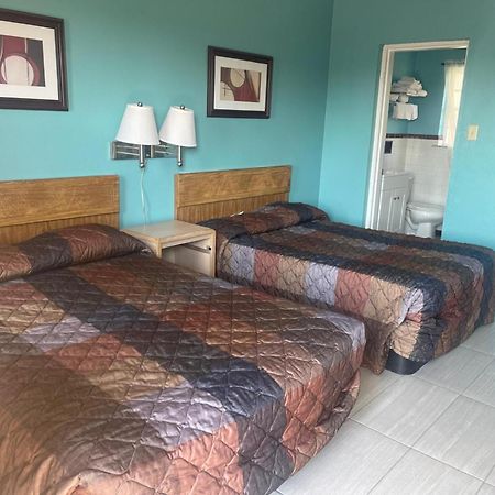 Relax Inn By Oyo Clinton Ngoại thất bức ảnh